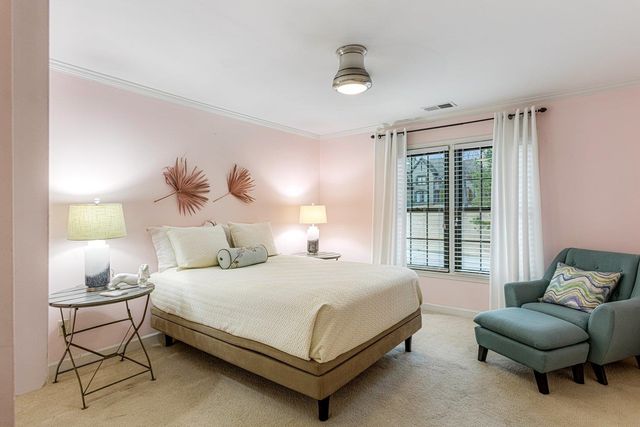 438 GREYWOOD LN, Cordova, TN 38018