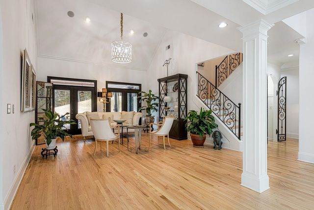 438 GREYWOOD LN, Cordova, TN 38018