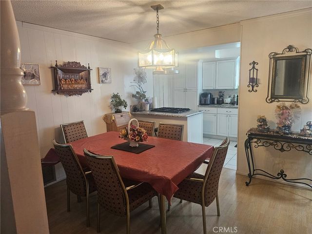 10883 Vinedale, Sun Valley, CA 91352