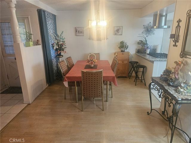 10883 Vinedale, Sun Valley, CA 91352