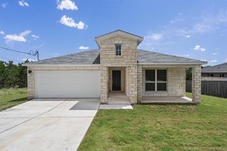 8607 Blue Sky LN, Lago Vista, TX 78645
