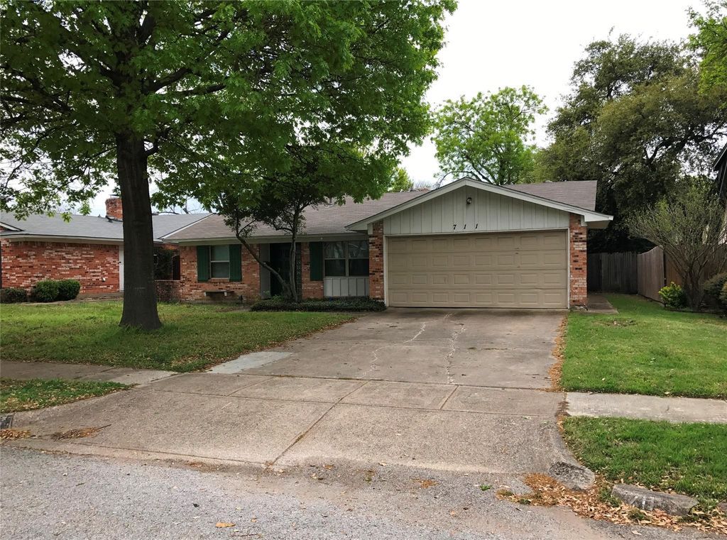 711 Melrose Drive, Richardson, TX 75080