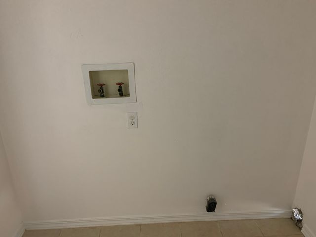 806 Blvd De L Orleans, Mary Esther, FL 32569