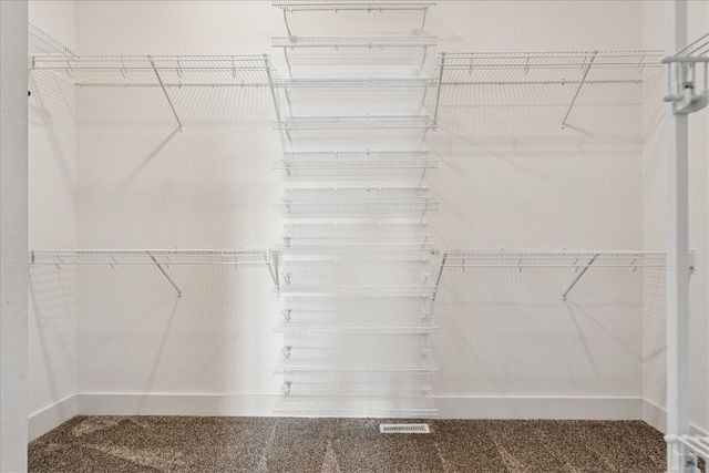 9243 Feather Ridge Pass, Cedar Rapids, IA 52411