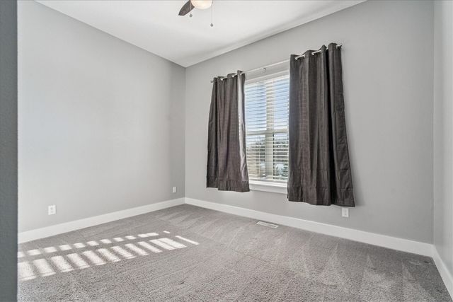 9243 Feather Ridge Pass, Cedar Rapids, IA 52411