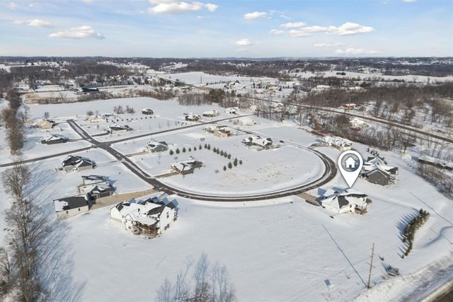 9243 Feather Ridge Pass, Cedar Rapids, IA 52411