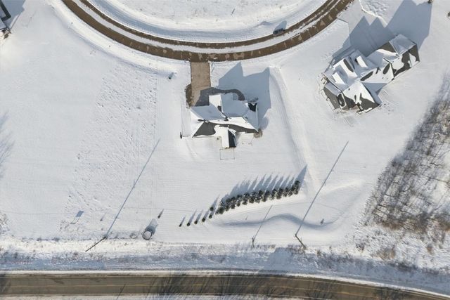 9243 Feather Ridge Pass, Cedar Rapids, IA 52411