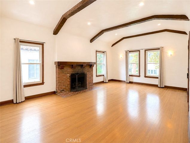 6622 W 6th, Los Angeles, CA 90048