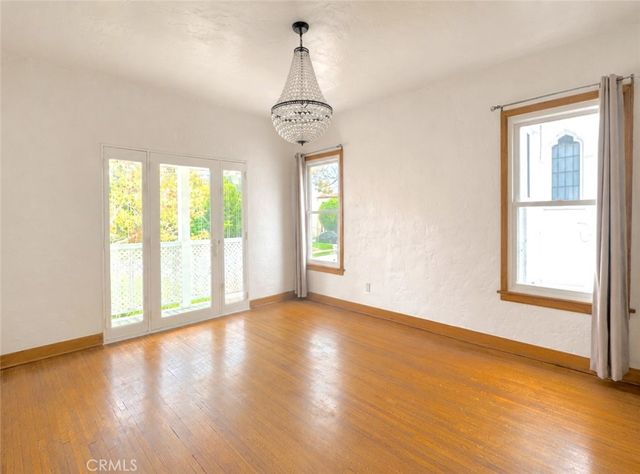 6622 W 6th, Los Angeles, CA 90048