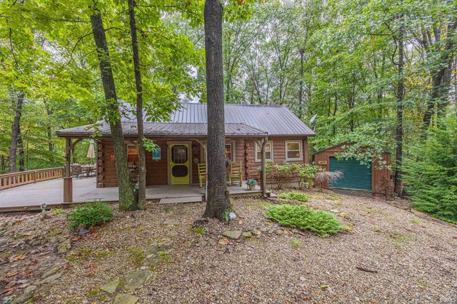 3331 N Shamrock Lane, Birdseye, IN 47513