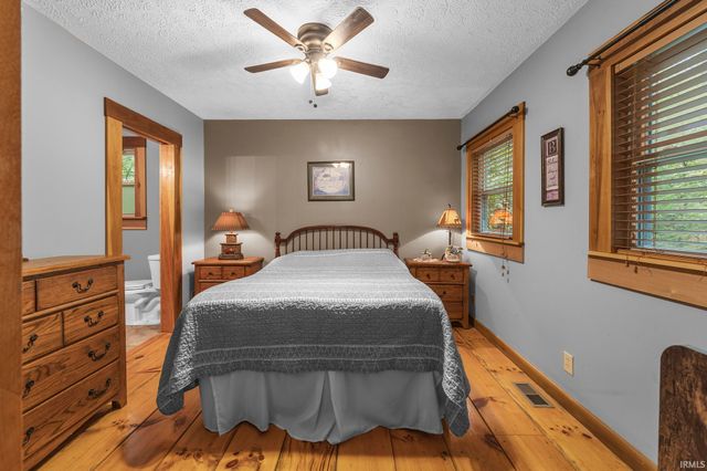 3331 N Shamrock Lane, Birdseye, IN 47513