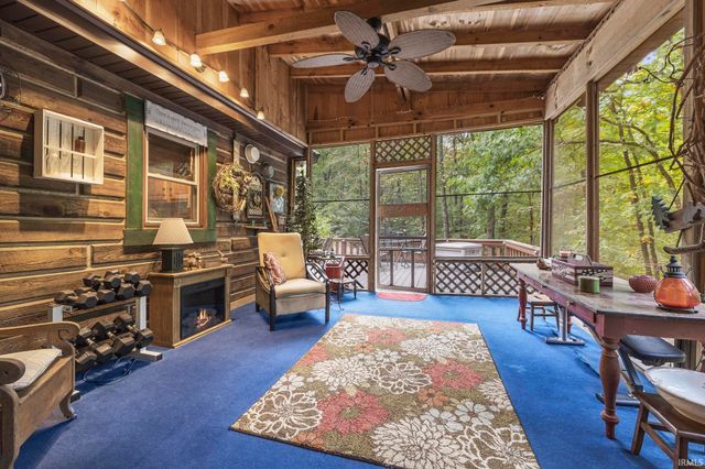 3331 N Shamrock Lane, Birdseye, IN 47513