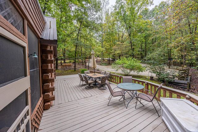 3331 N Shamrock Lane, Birdseye, IN 47513