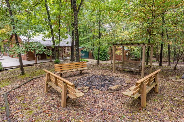 3331 N Shamrock Lane, Birdseye, IN 47513