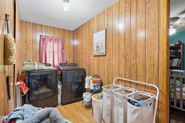 109 W Madison Street, Knoxville, IA 50138