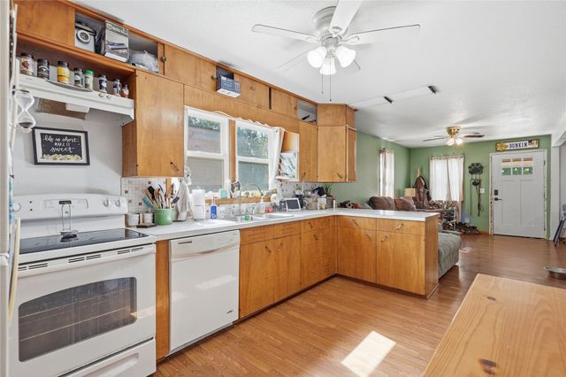 109 W Madison Street, Knoxville, IA 50138