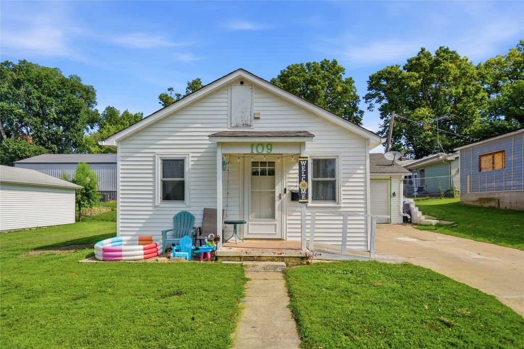 109 W Madison Street, Knoxville, IA 50138