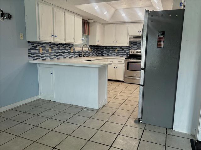 8113 NW 113th Street, Oklahoma City, OK 73162