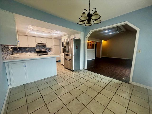8113 NW 113th Street, Oklahoma City, OK 73162