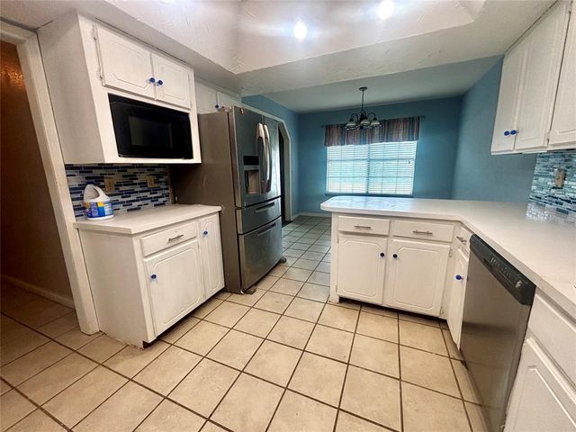 8113 NW 113th Street, Oklahoma City, OK 73162