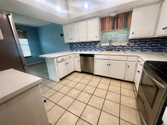 8113 NW 113th Street, Oklahoma City, OK 73162