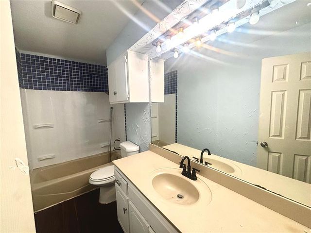 8113 NW 113th Street, Oklahoma City, OK 73162