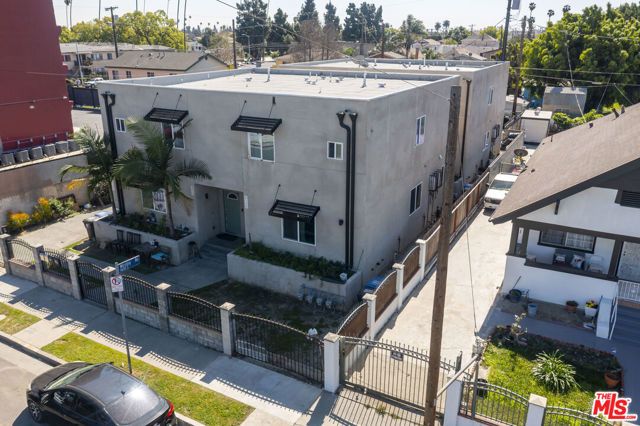 816 W 47th Street, Los Angeles, CA 90037