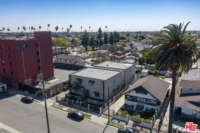 816 W 47th Street, Los Angeles, CA 90037