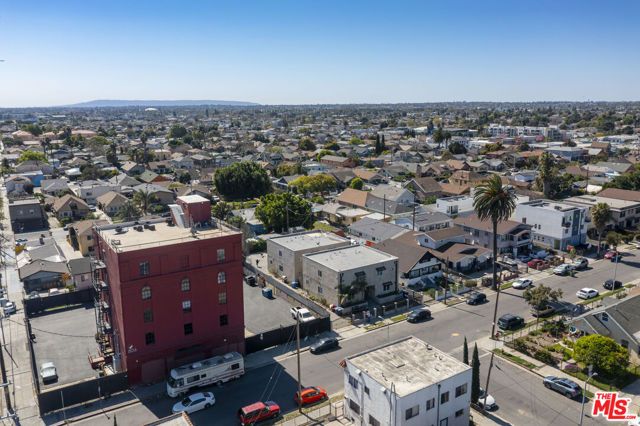 816 W 47th Street, Los Angeles, CA 90037