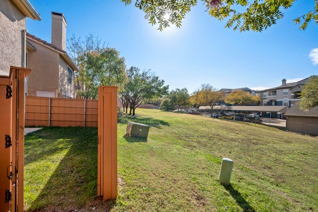4247 Madera Road, Irving, TX 75038