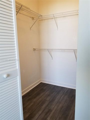 335 S Biscayne Boulevard 3802, Miami, FL 33131