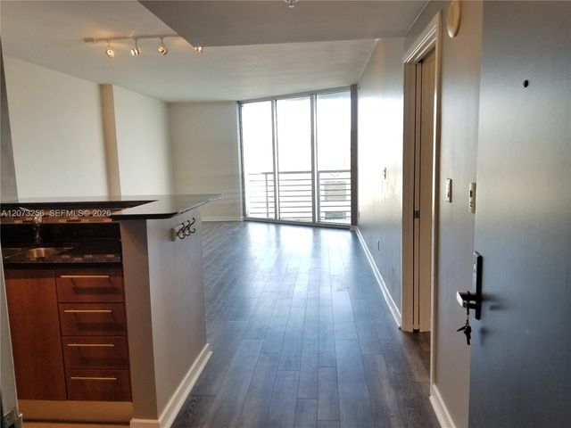 335 S Biscayne Boulevard 3802, Miami, FL 33131