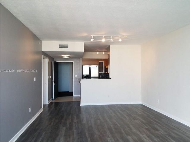 335 S Biscayne Boulevard 3802, Miami, FL 33131