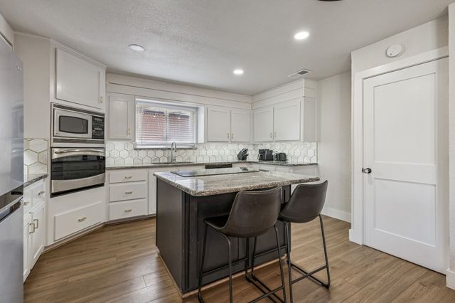 4512 Ranch View Road, Fort Worth, TX 76109