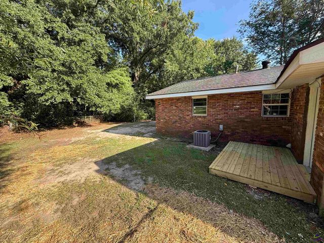 112 Briarwood Drive, Warner Robins, GA 31093