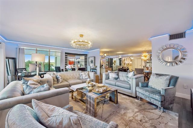 7550 HINSON STREET 4b, Orlando, FL 32819