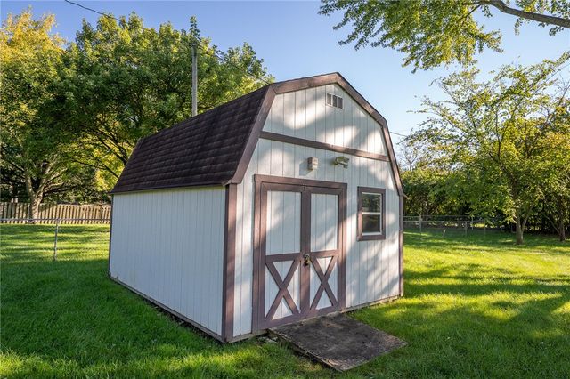 265 Waterford Drive, Centerville, OH 45458