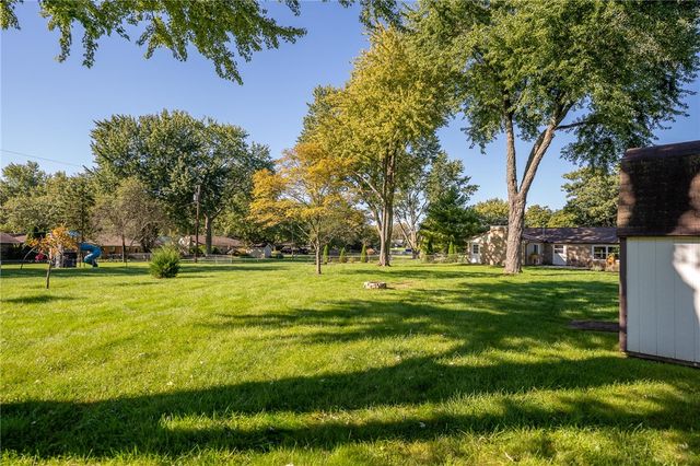 265 Waterford Drive, Centerville, OH 45458