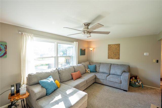 265 Waterford Drive, Centerville, OH 45458