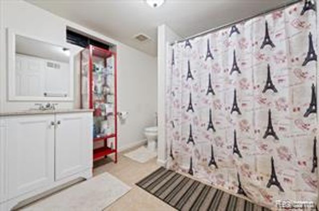 2144 Woodruff Avenue, Warren, MI 48091