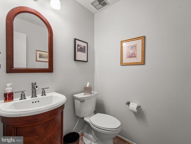1123 NEPTUNE PL, Annapolis, MD 21409