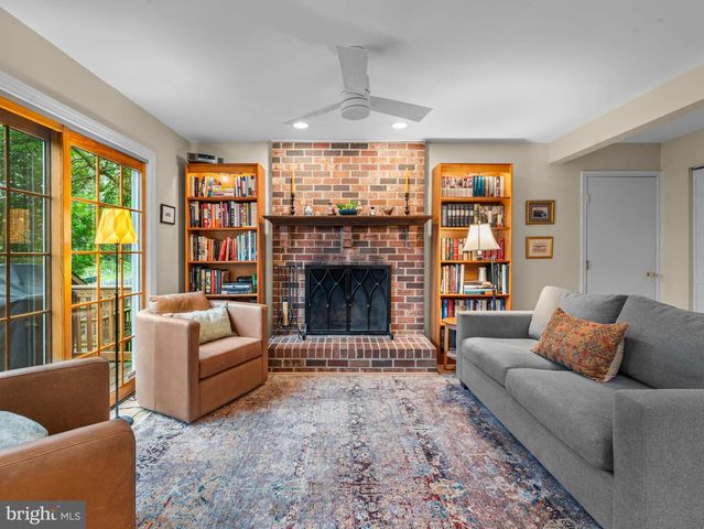 1123 NEPTUNE PL, Annapolis, MD 21409