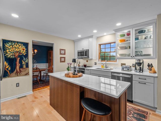 1123 NEPTUNE PL, Annapolis, MD 21409