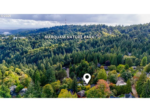 1617 Sw BROADWAY Dr, Portland, OR 97201
