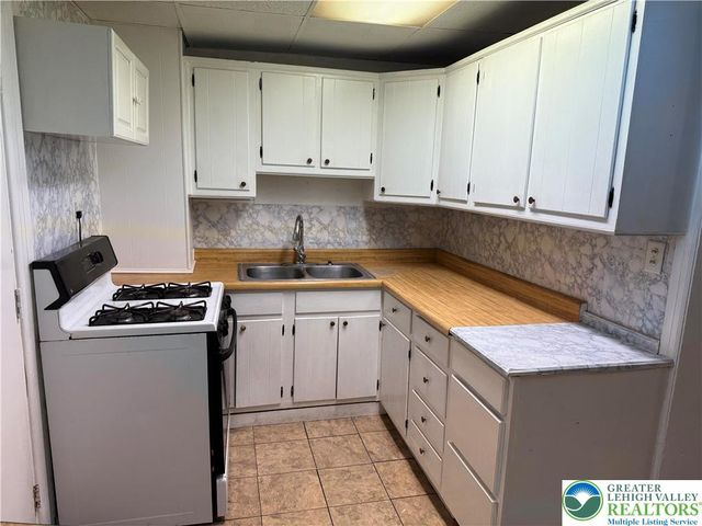 424 Milton Street, Bethlehem City, PA 18018