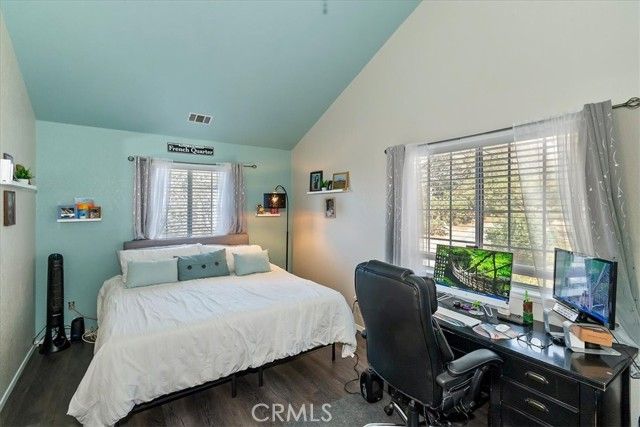 1211 Yosemite, Lake Arrowhead, CA 92352