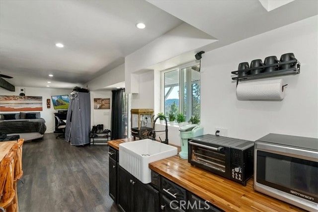 1211 Yosemite, Lake Arrowhead, CA 92352