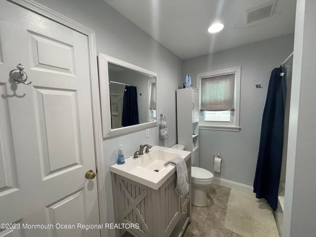 3136 Hiawatha Avenue, Point Pleasant, NJ 08742