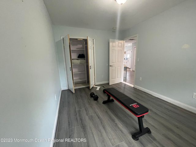 3136 Hiawatha Avenue, Point Pleasant, NJ 08742