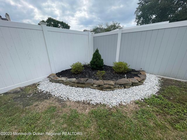 3136 Hiawatha Avenue, Point Pleasant, NJ 08742